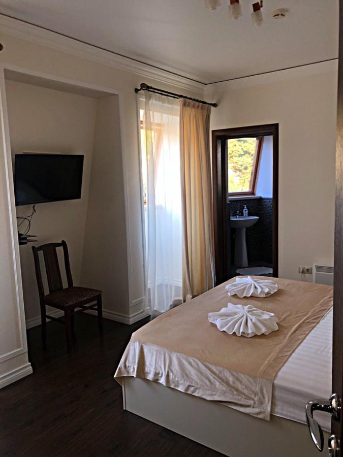 Spa Hotel Karakas Sukhumi Exterior foto