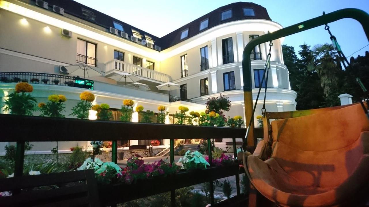 Spa Hotel Karakas Sukhumi Exterior foto